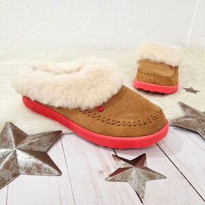 UGG J I Heart slippers tan brown ribbed suede fleece lined slip on shoes kids 3